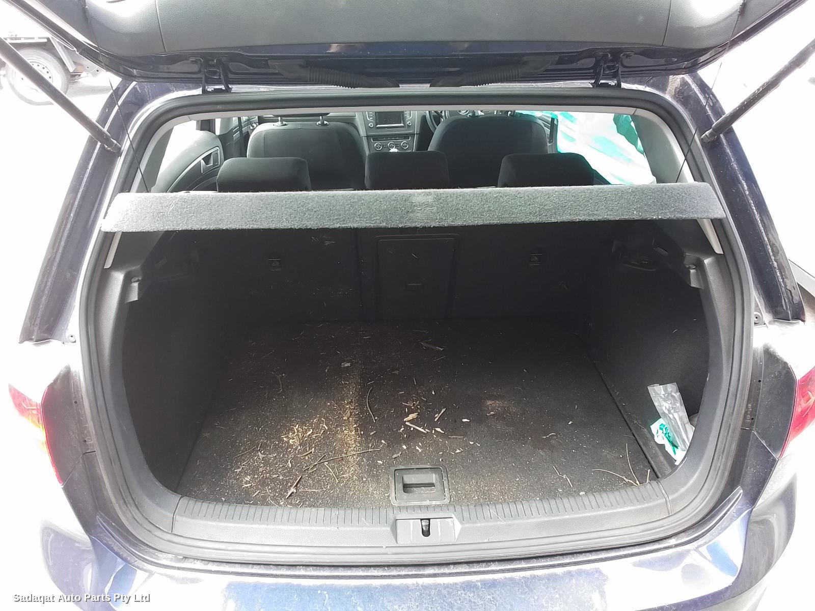 Volkswagen Golf Left Door Mirror