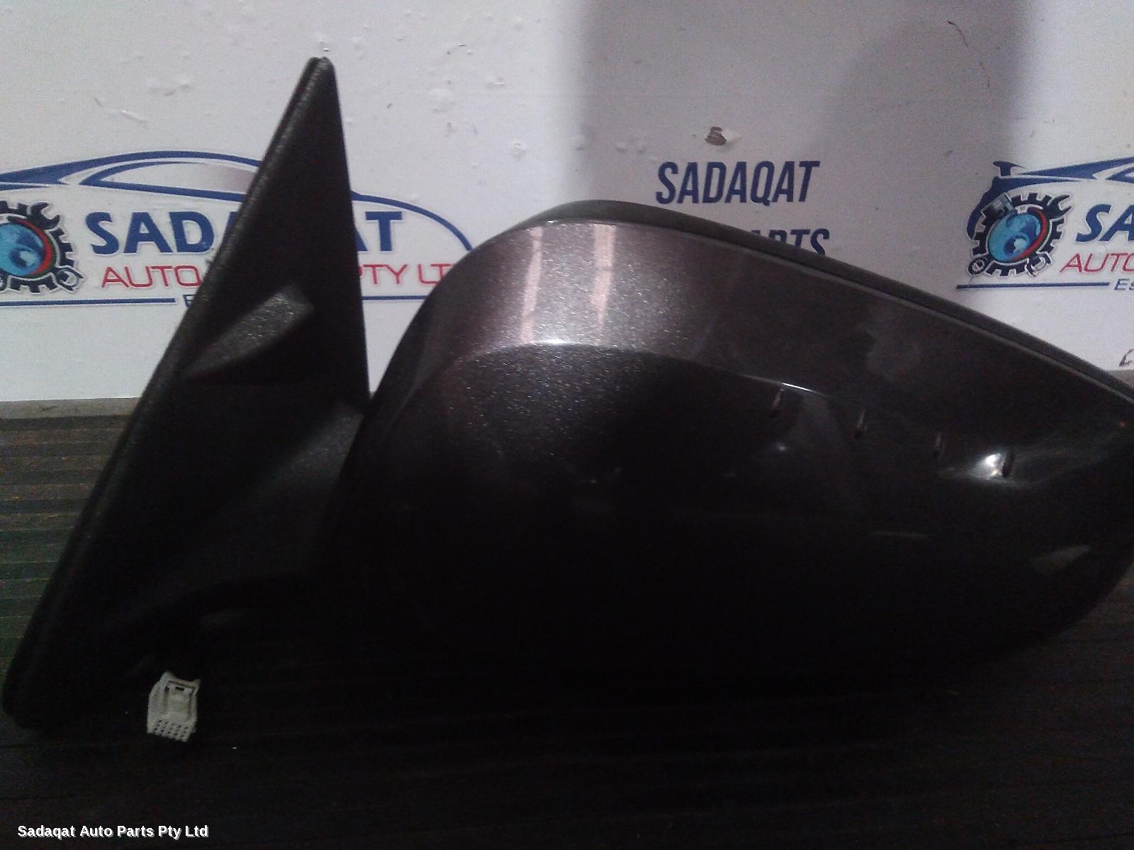 Toyota Kluger Left Door Mirror