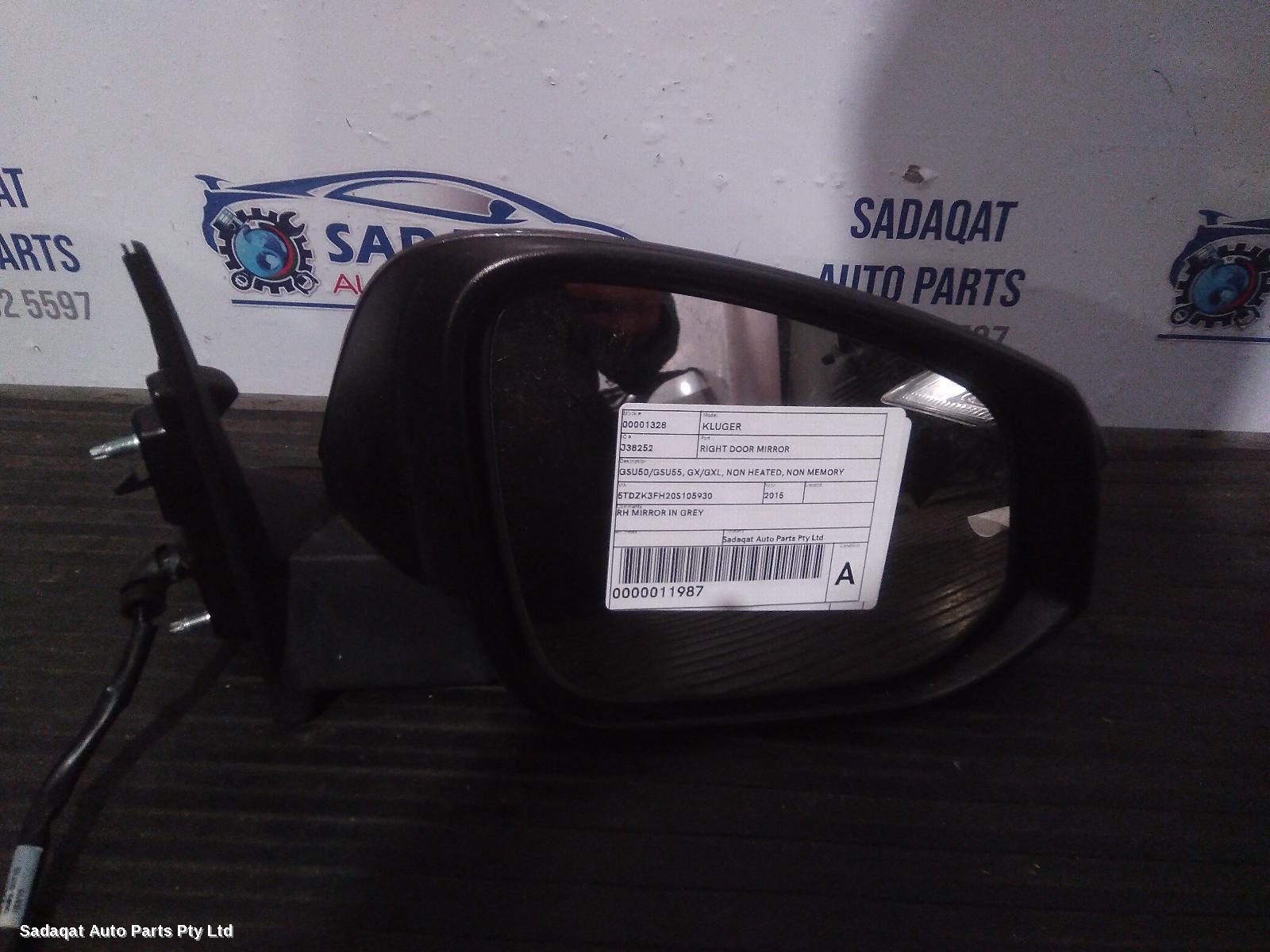 Toyota Kluger Right Door Mirror