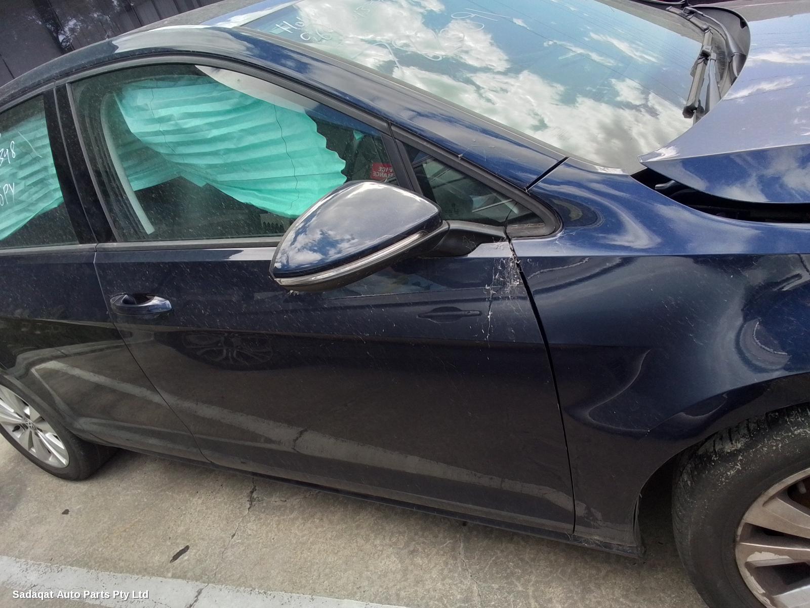 Volkswagen Golf Left Door Mirror