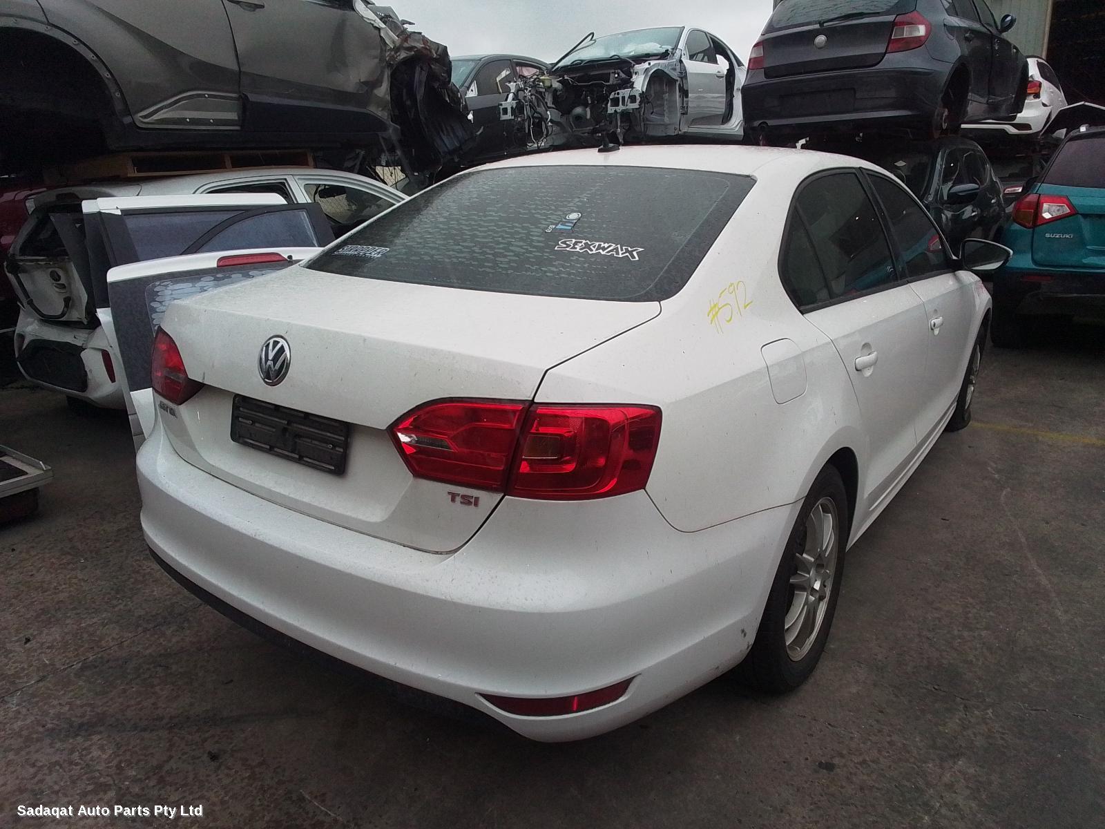 Volkswagen Jetta Right Front Door