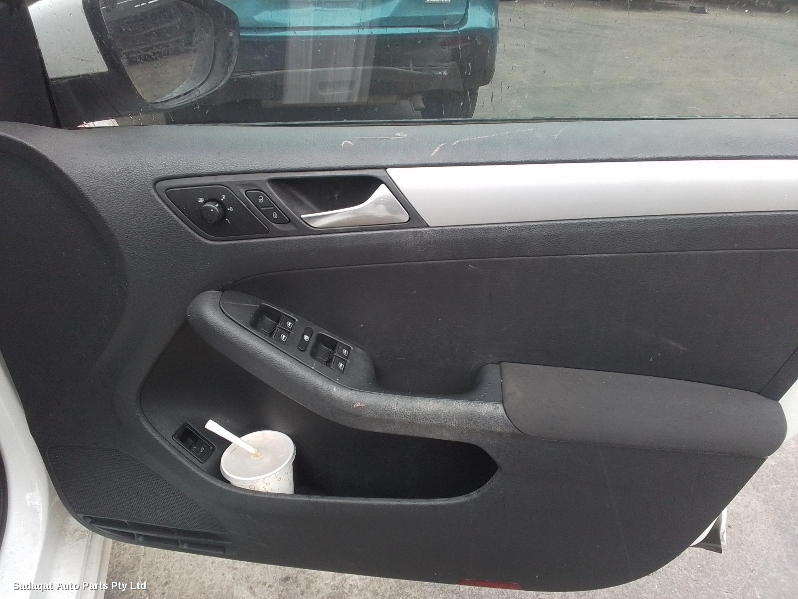 Volkswagen Jetta Right Front Door