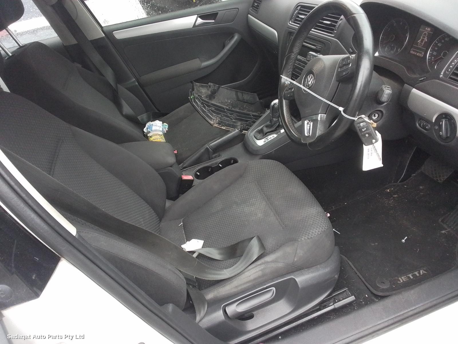 Volkswagen Jetta Right Front Door