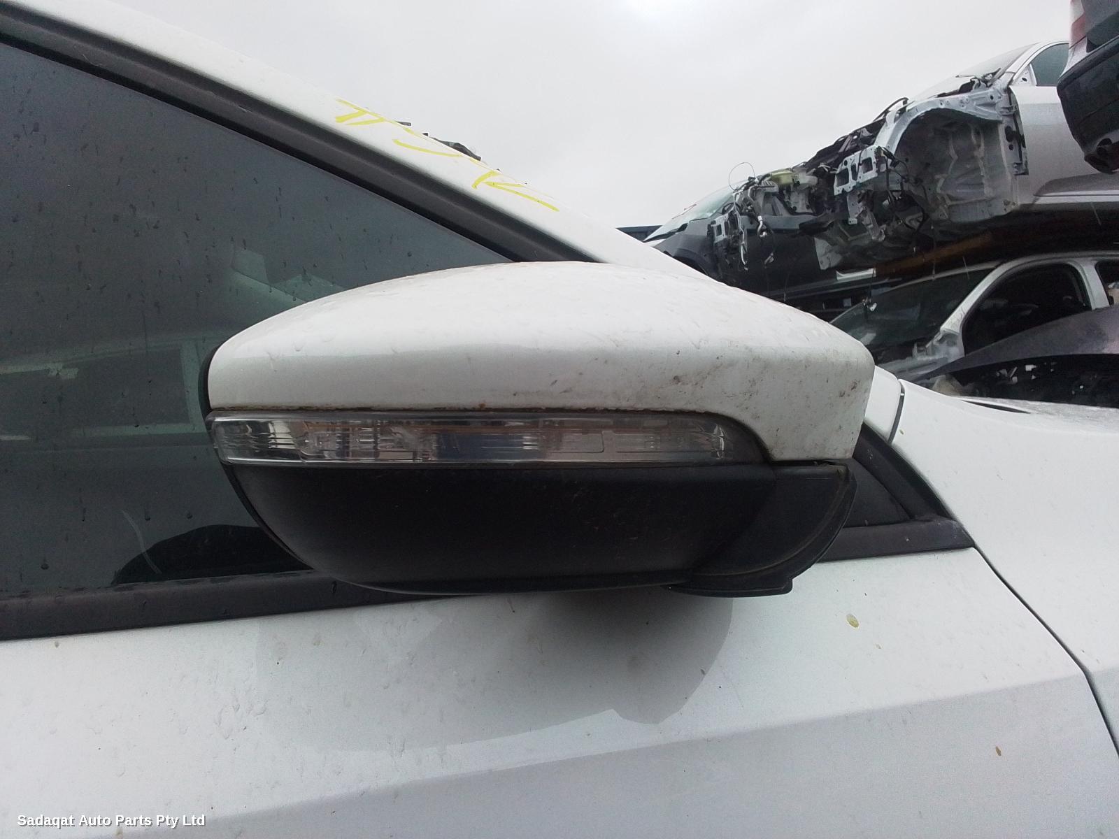 Volkswagen Jetta Right Front Door