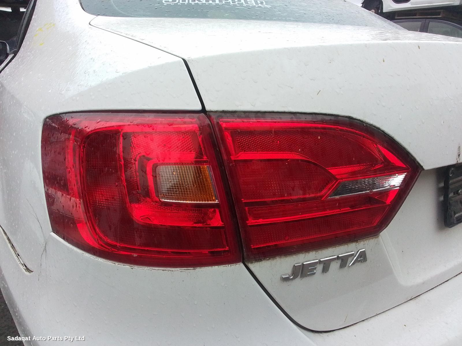 Volkswagen Jetta Right Front Door