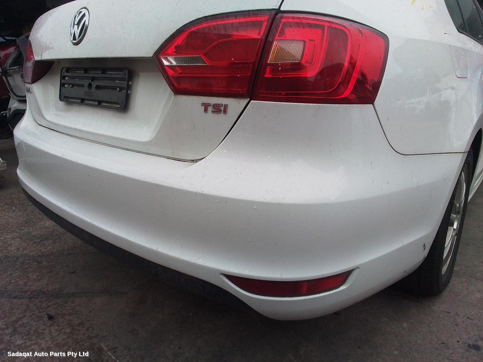 Volkswagen Jetta Right Front Door