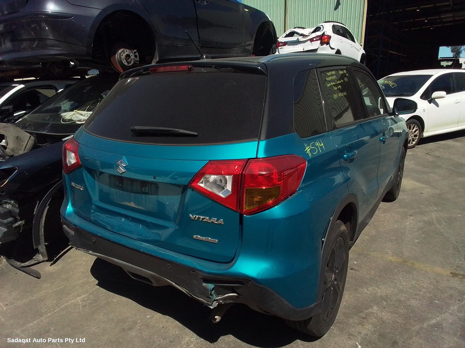 Suzuki Vitara Right Door Mirror