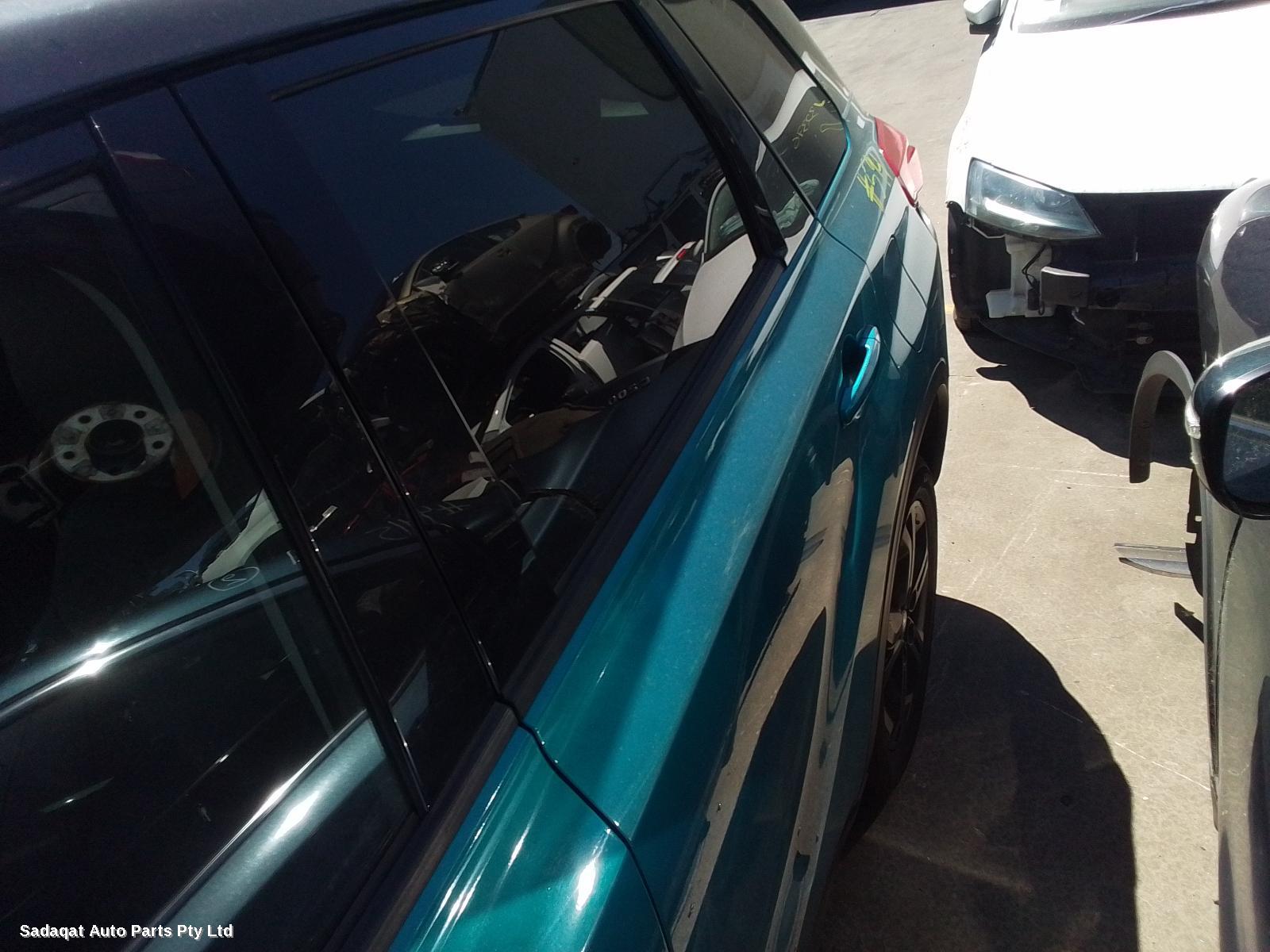 Suzuki Vitara Right Door Mirror