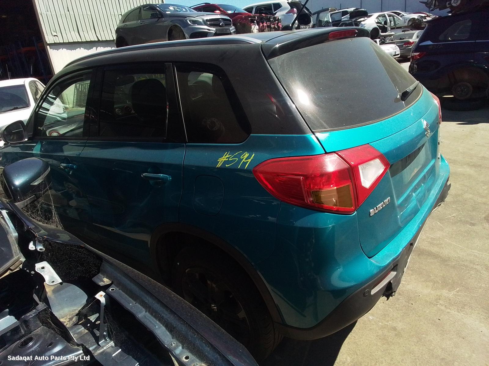 Suzuki Vitara Right Door Mirror