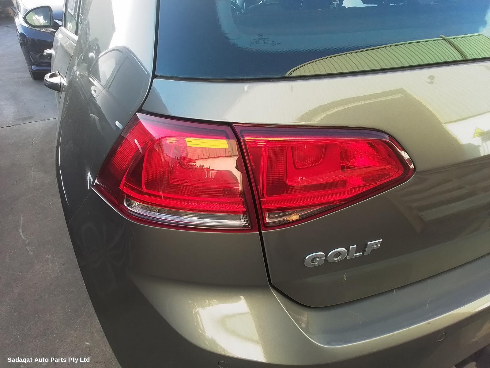 Volkswagen Golf Left Rear Hub Assembly