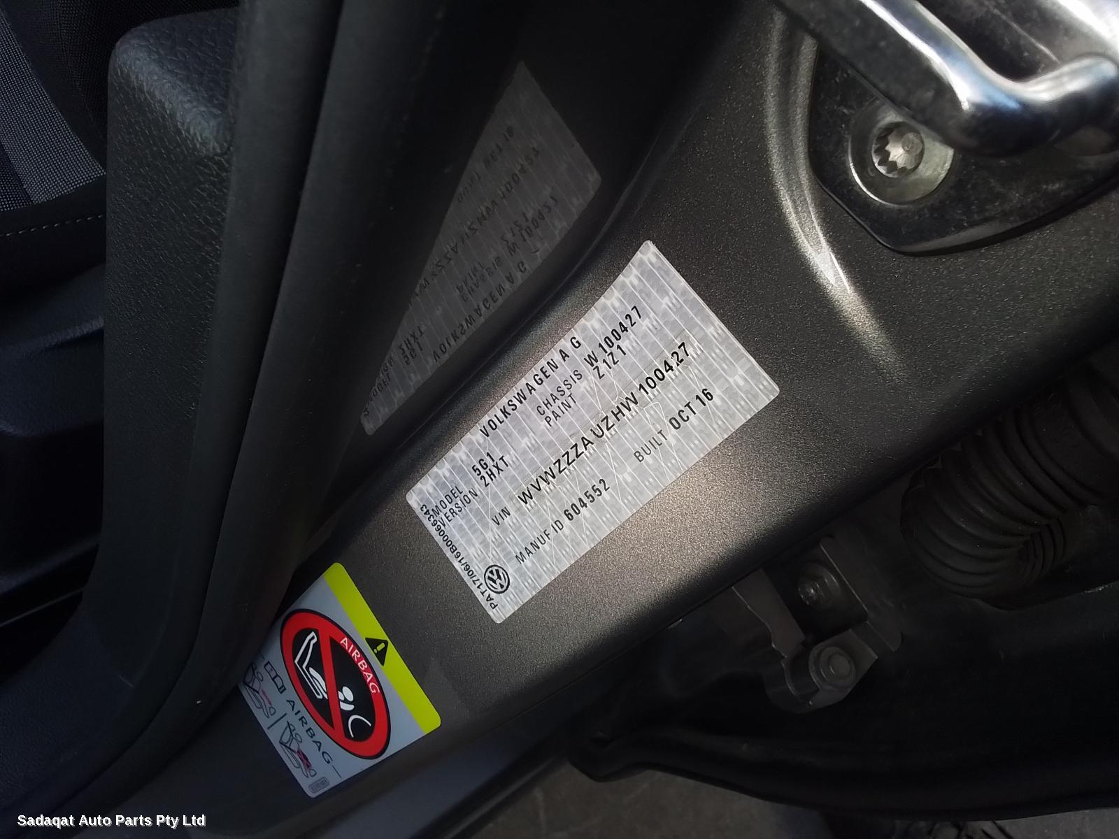 Volkswagen Golf Left Rear Hub Assembly