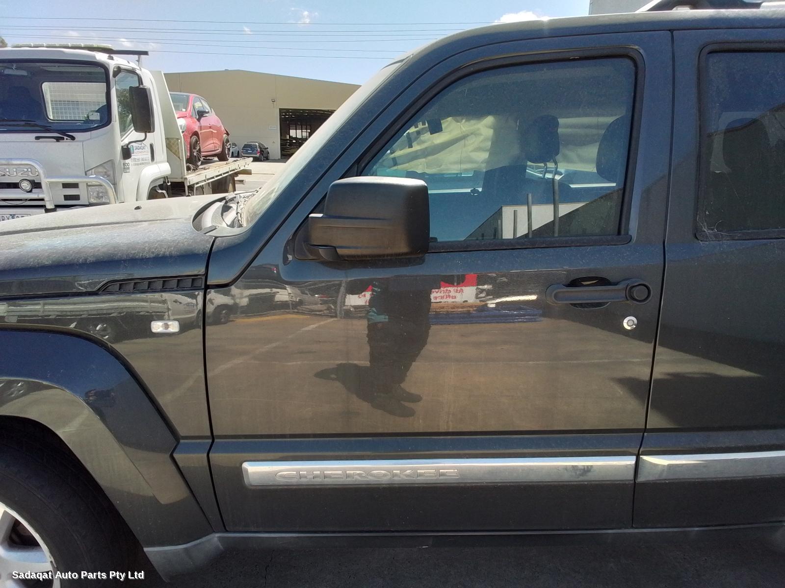 Jeep Cherokee Bonnet