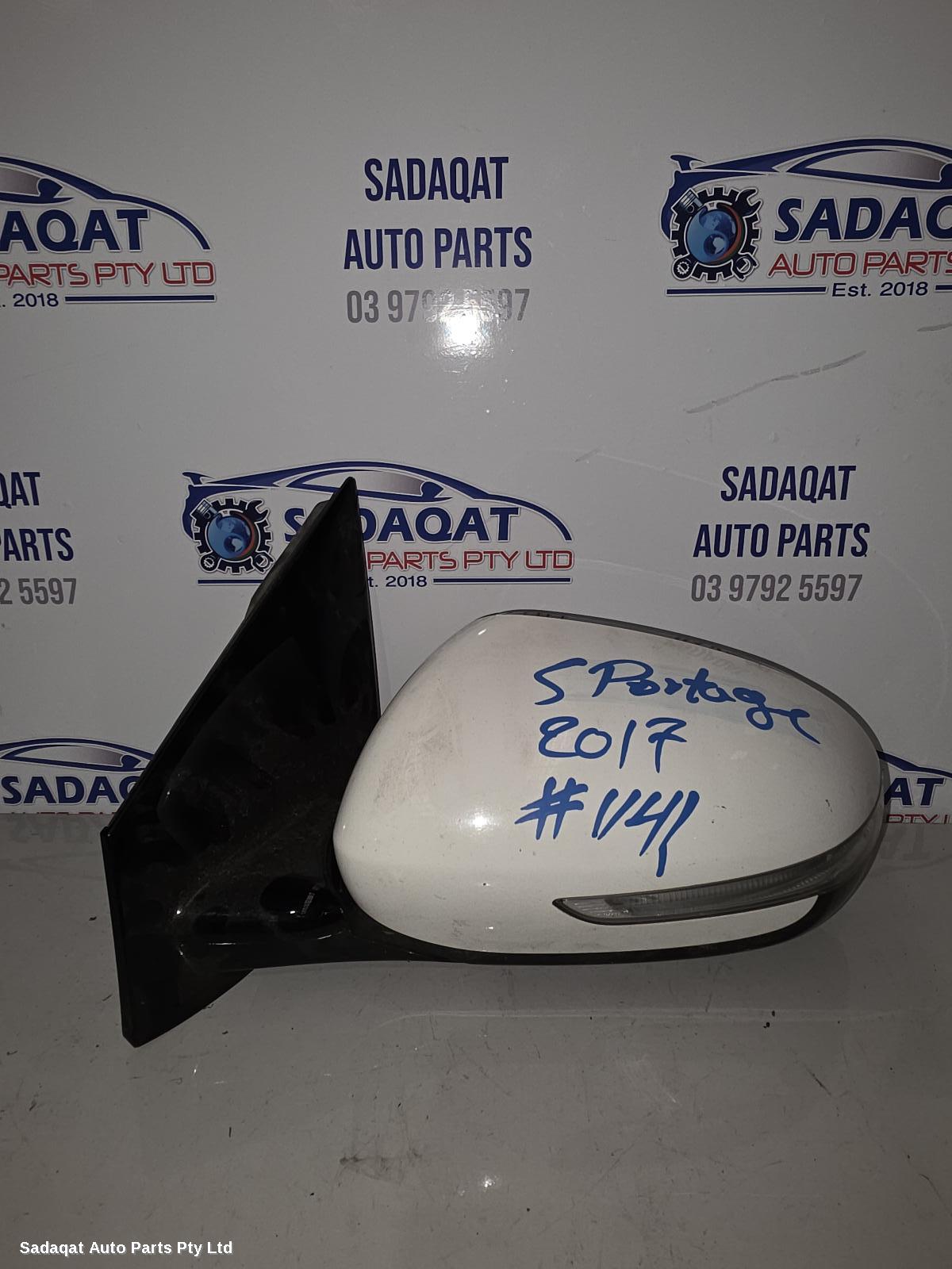 Kia Sportage Left Door Mirror
