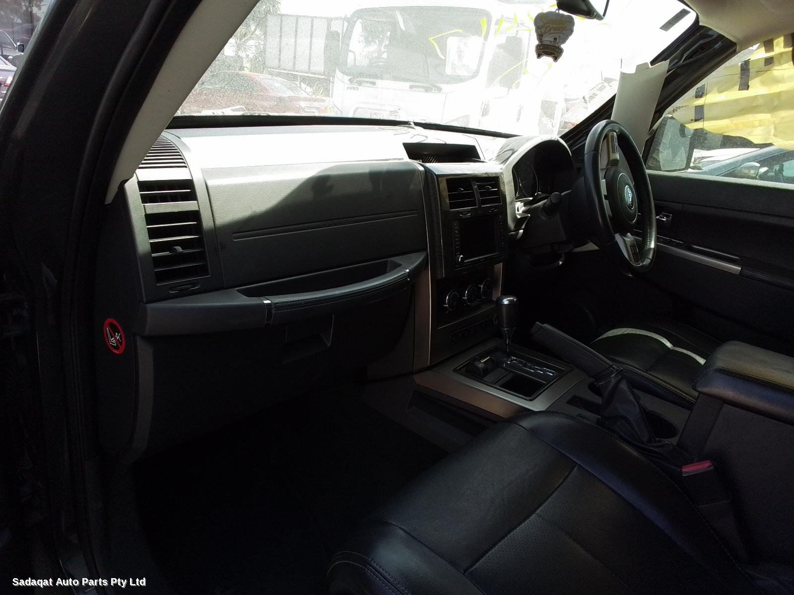 Jeep Cherokee Bonnet