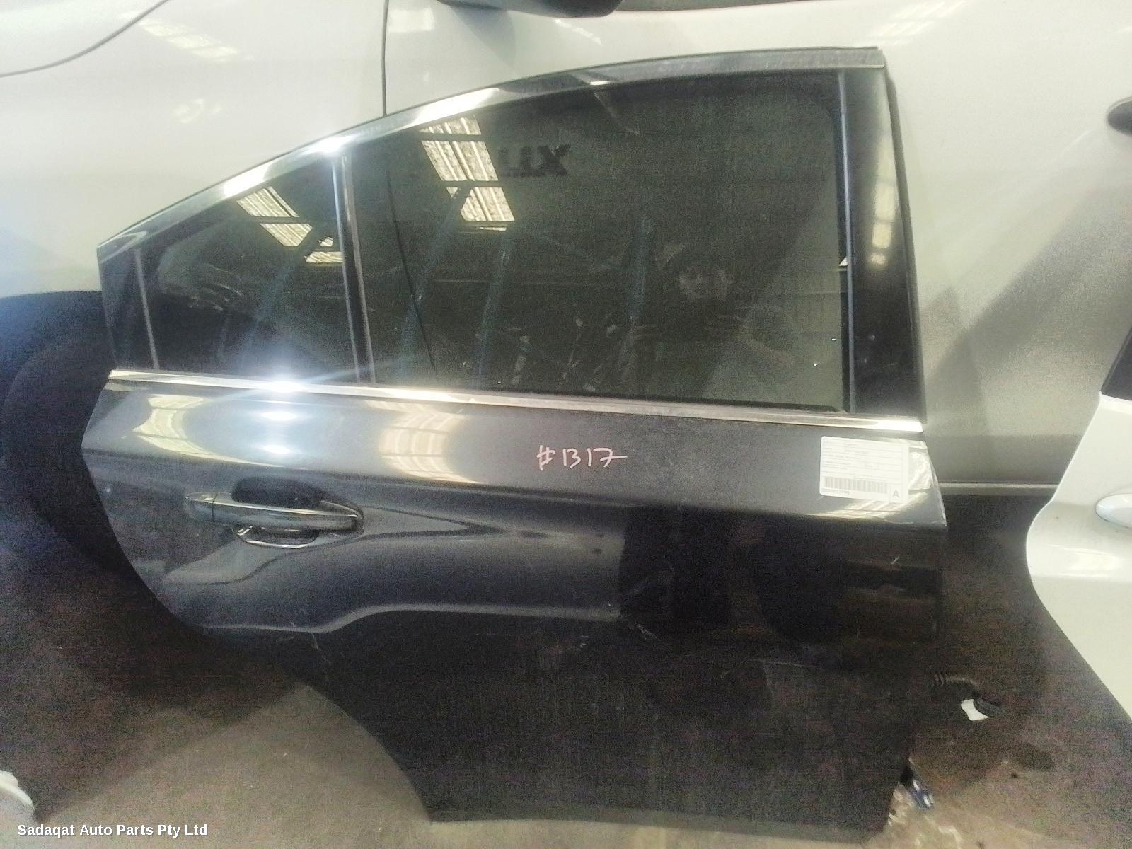 Subaru Liberty Right_rear_door_sliding