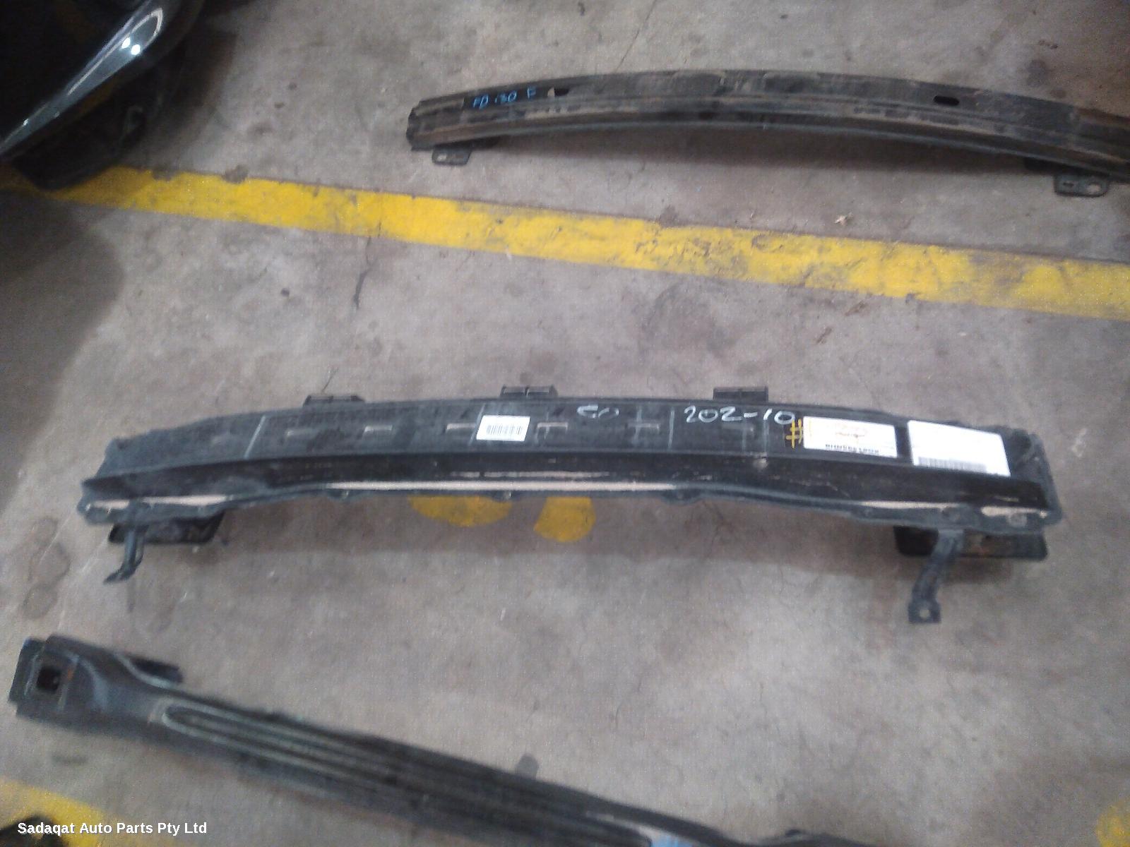 Kia Cerato R/bar Bracket/reinfo