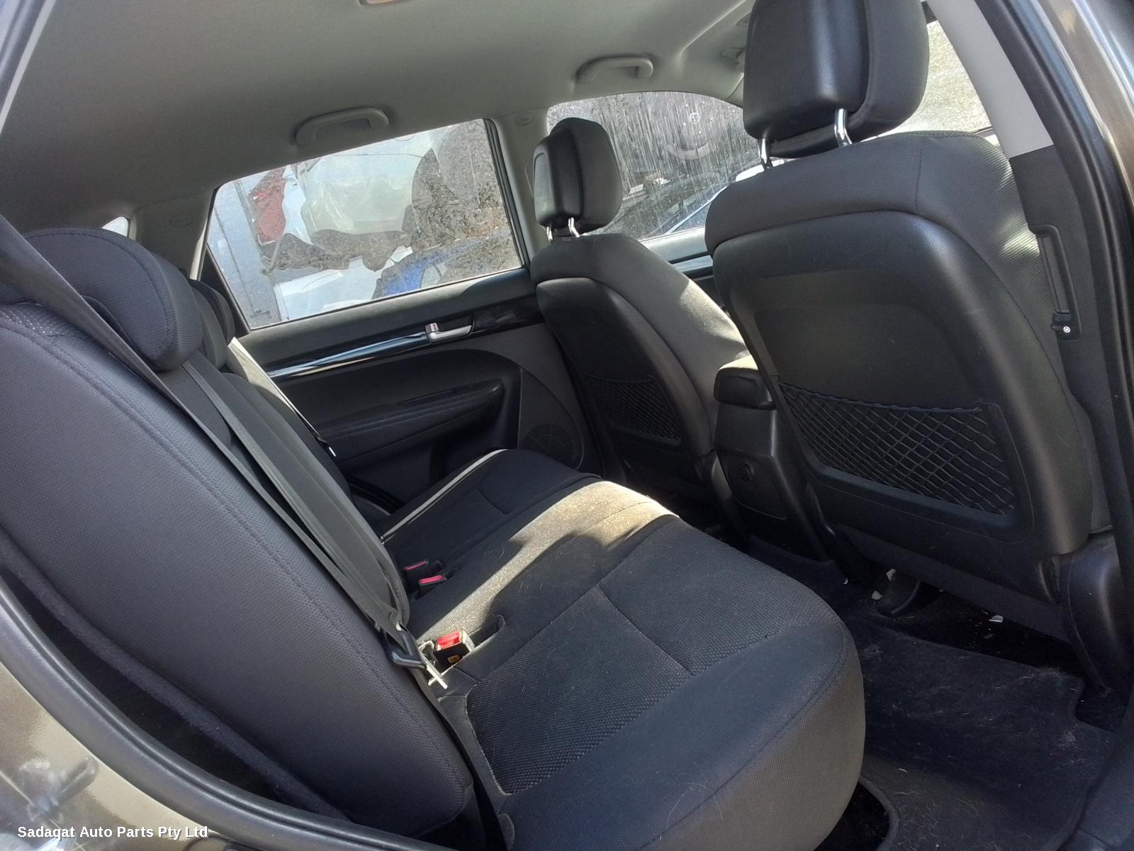 Kia Sorento Right Door Mirror