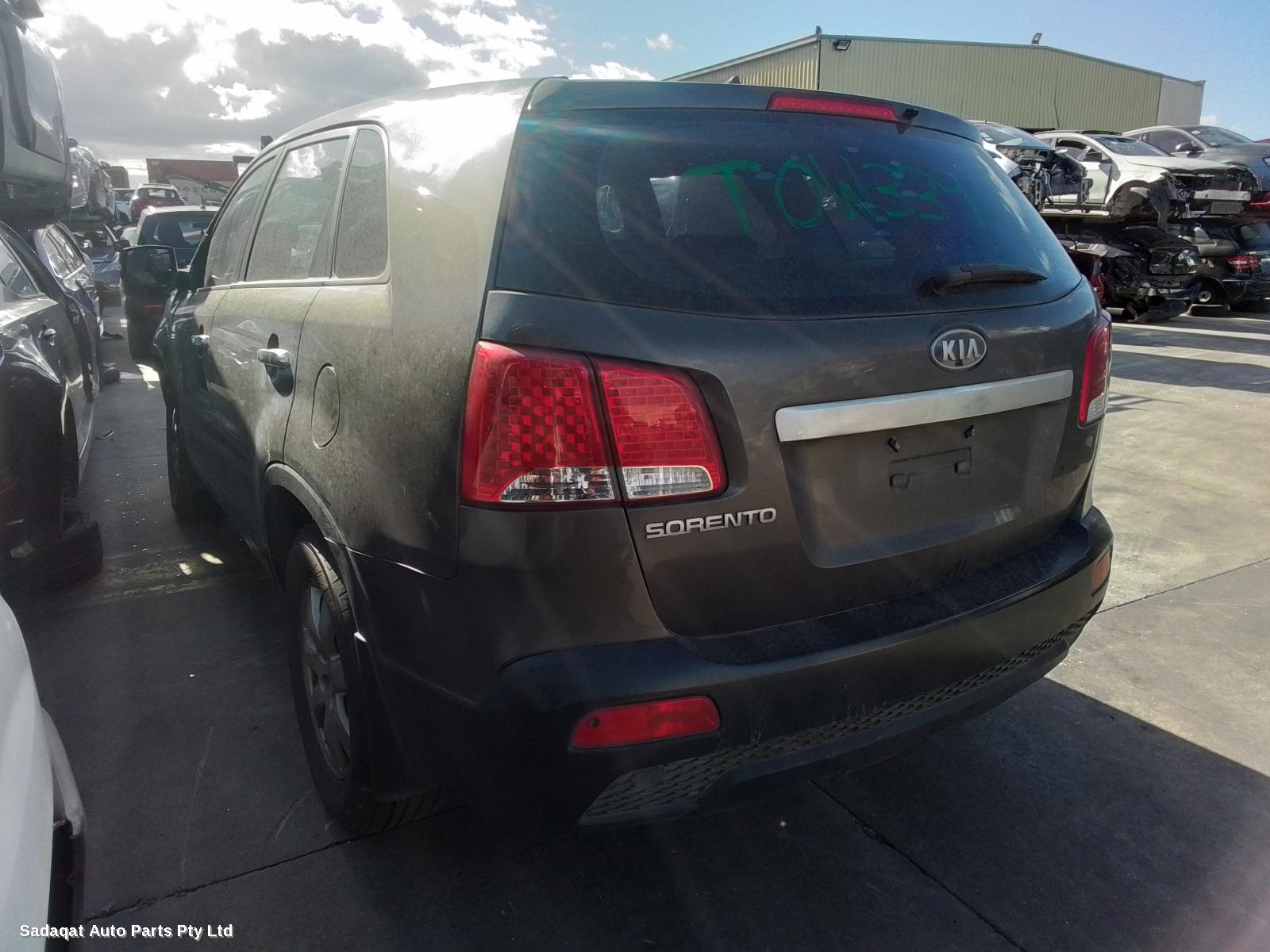 Kia Sorento Right Door Mirror