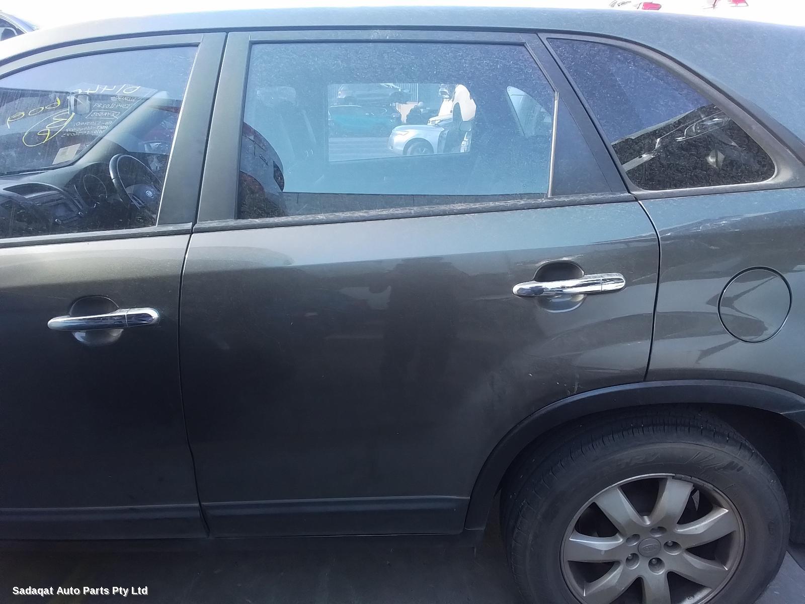 Kia Sorento Right Door Mirror