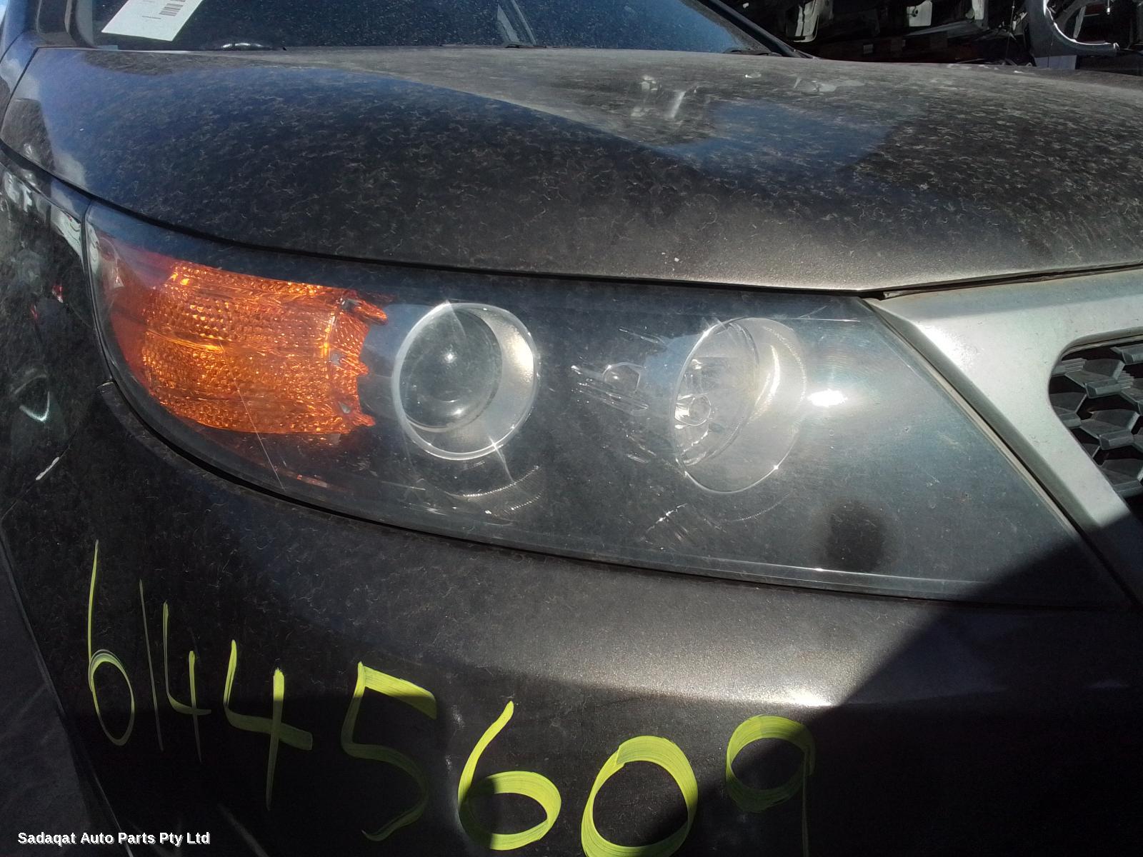 Kia Sorento Right Door Mirror