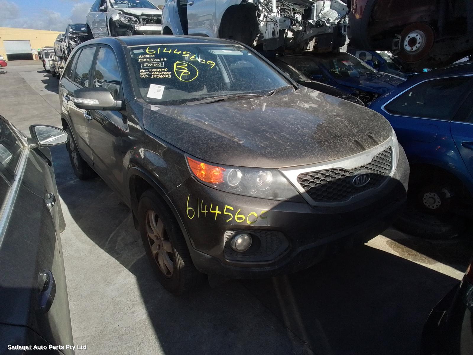 Kia Sorento Right Door Mirror