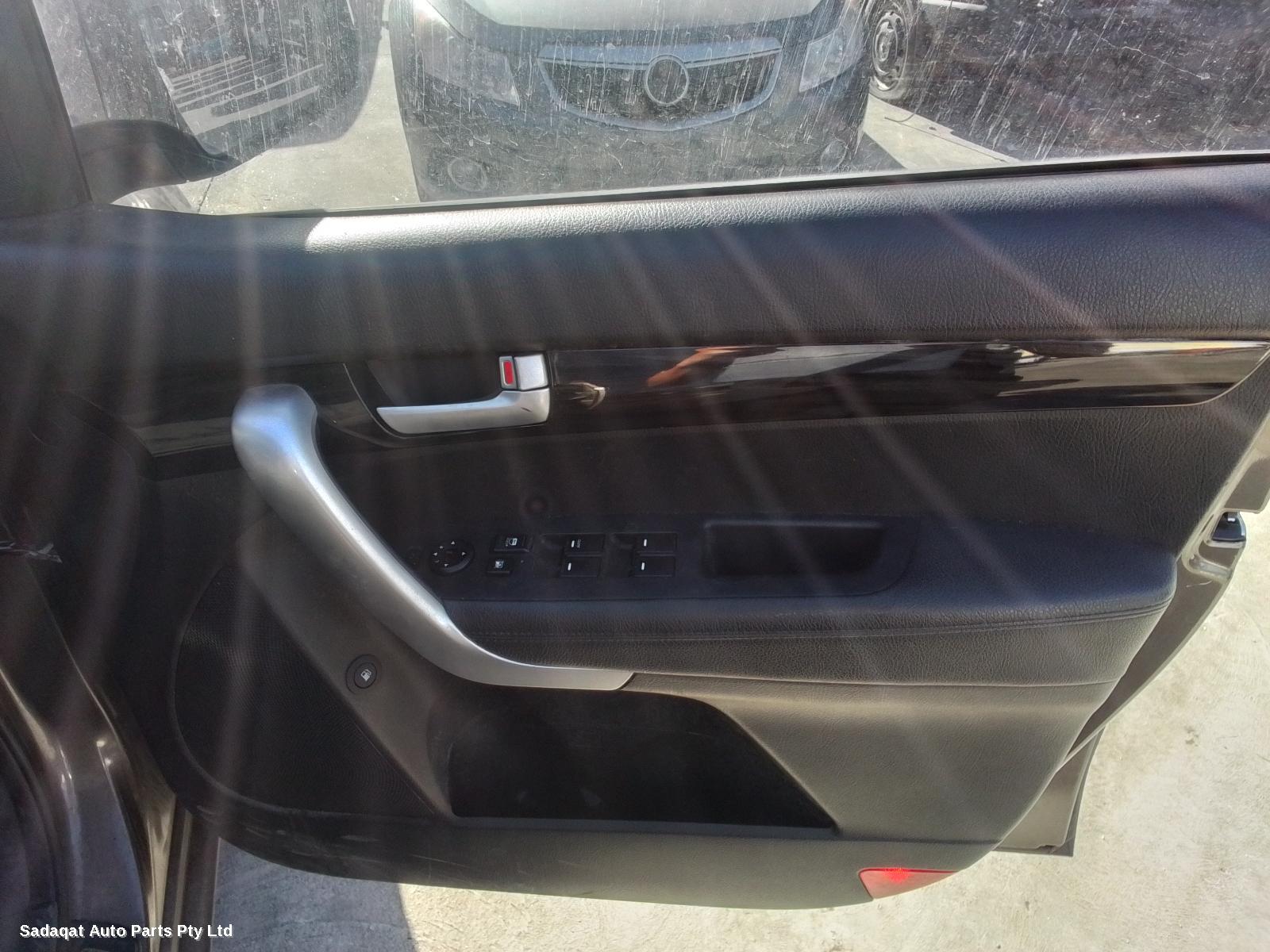 Kia Sorento Right Door Mirror