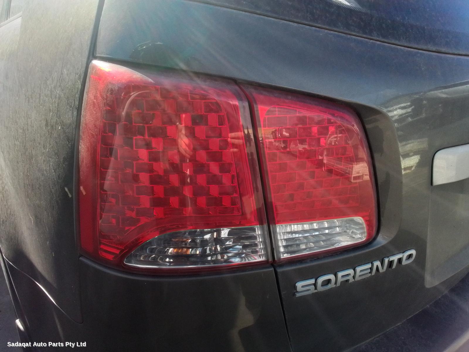 Kia Sorento Right Door Mirror