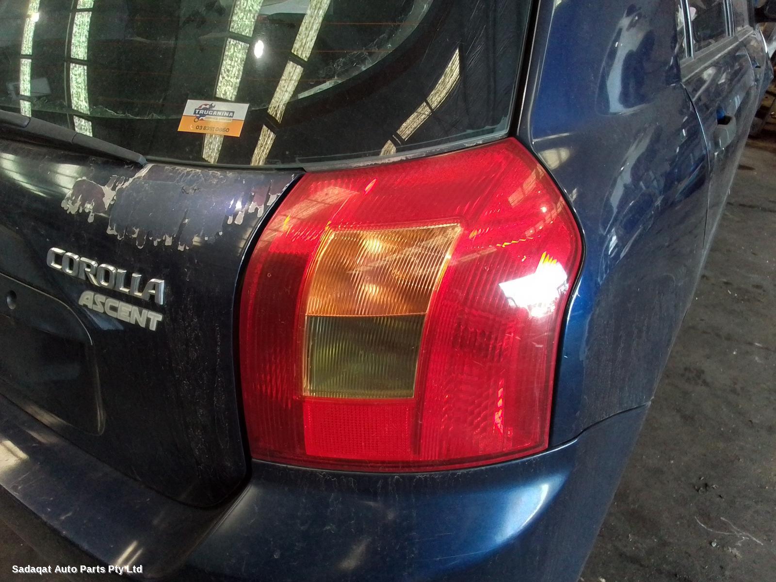 Toyota Corolla Left Taillight