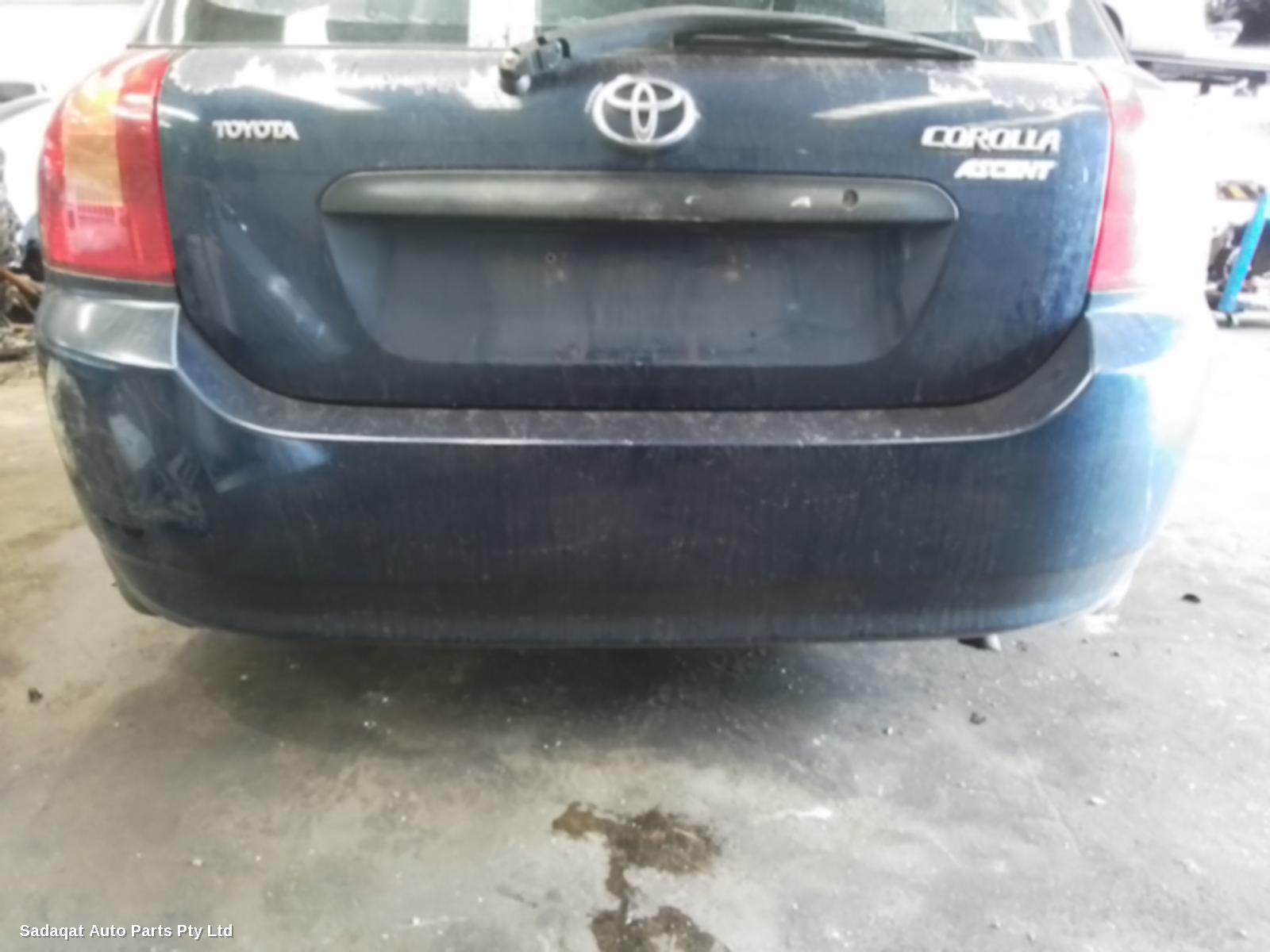 Toyota Corolla Left Taillight