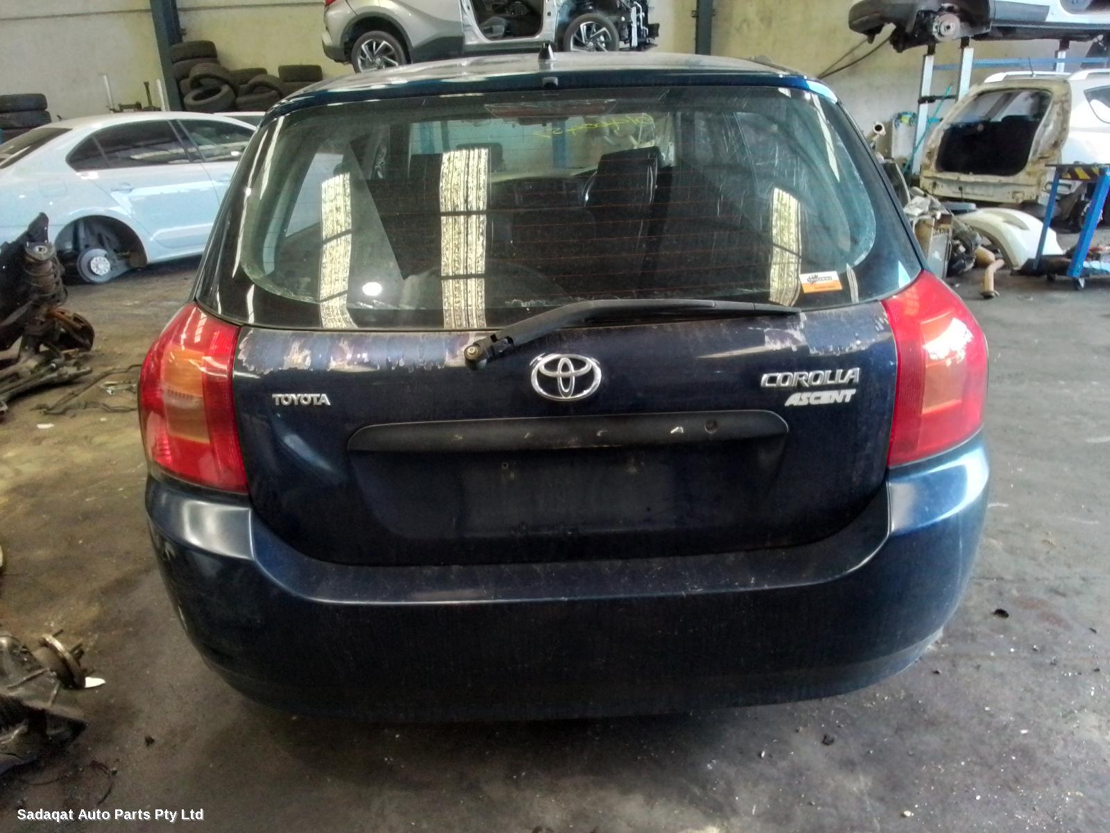 Toyota Corolla Left Taillight