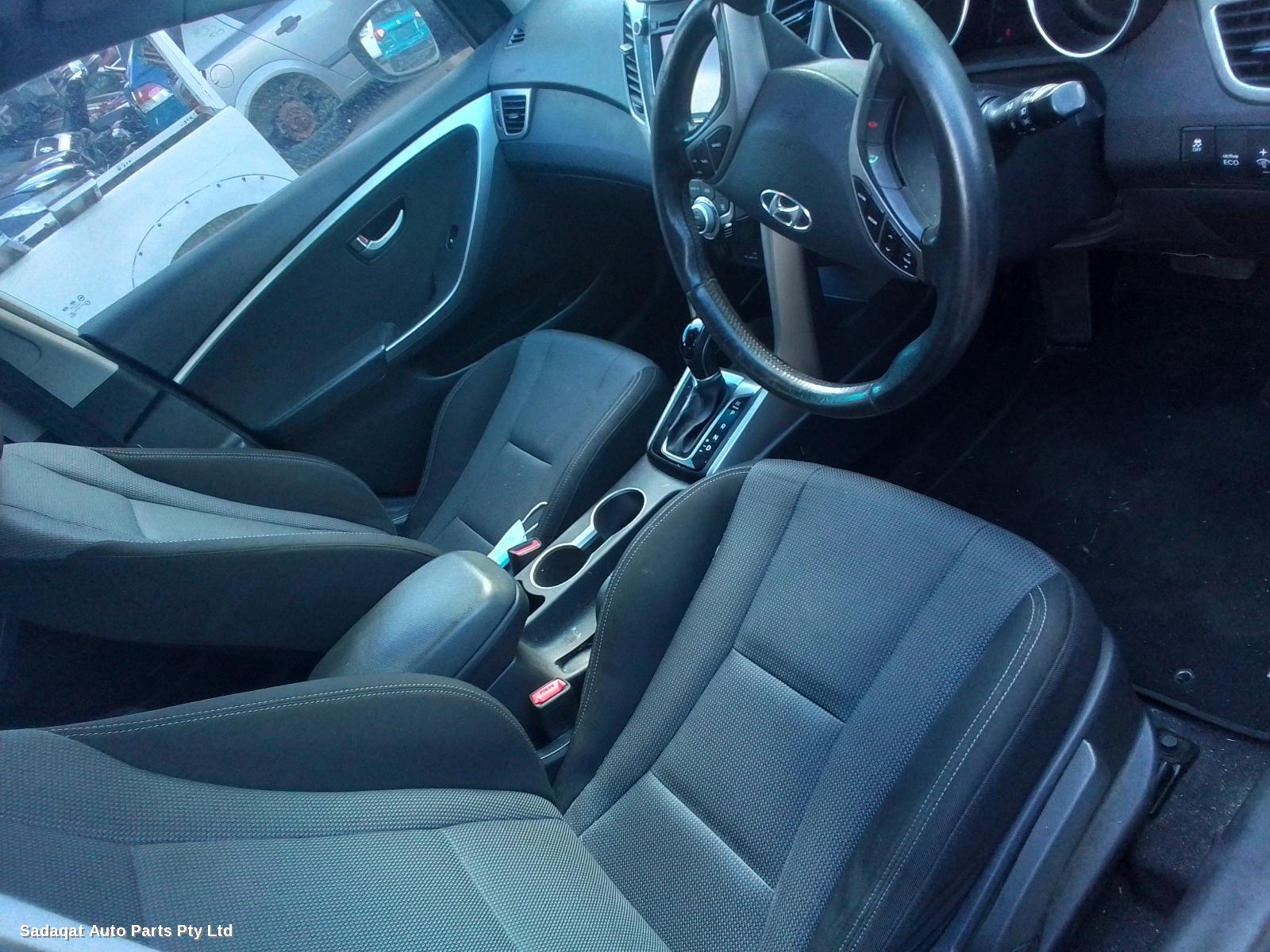 Hyundai I30 Right Door Mirror