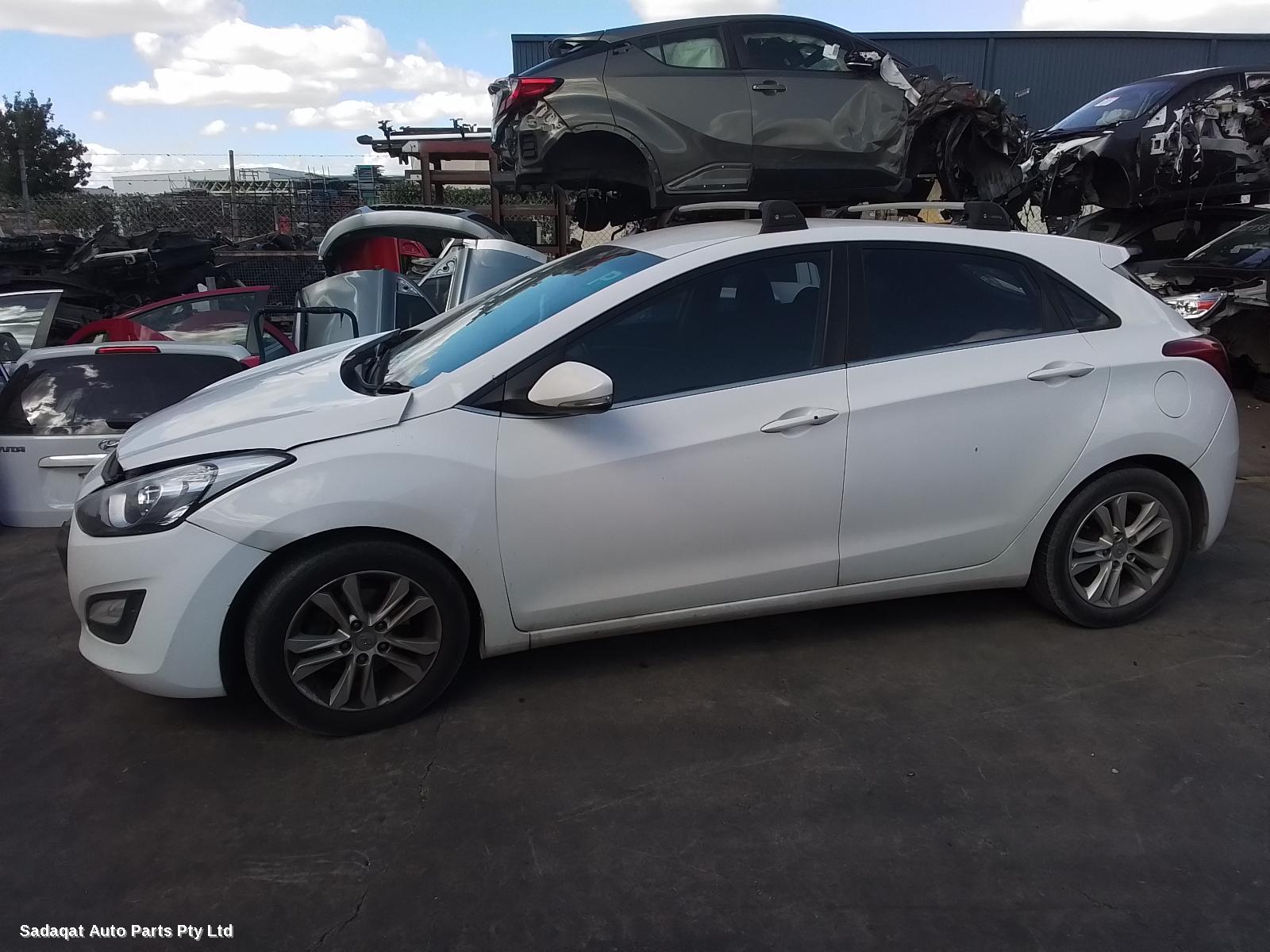 Hyundai I30 Right Door Mirror