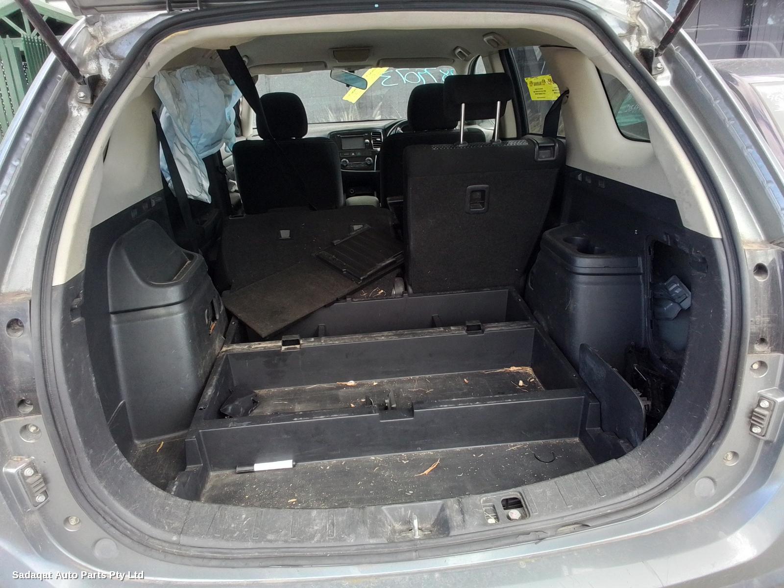 Mitsubishi Outlander Overflow Bottle