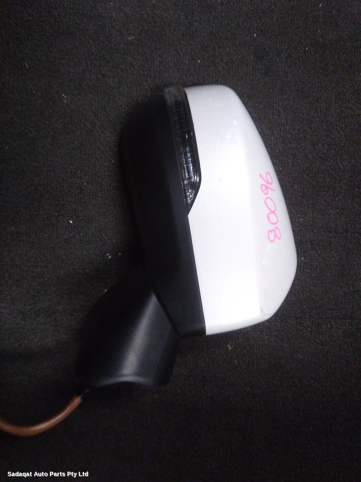 Subaru Forester Right Door Mirror