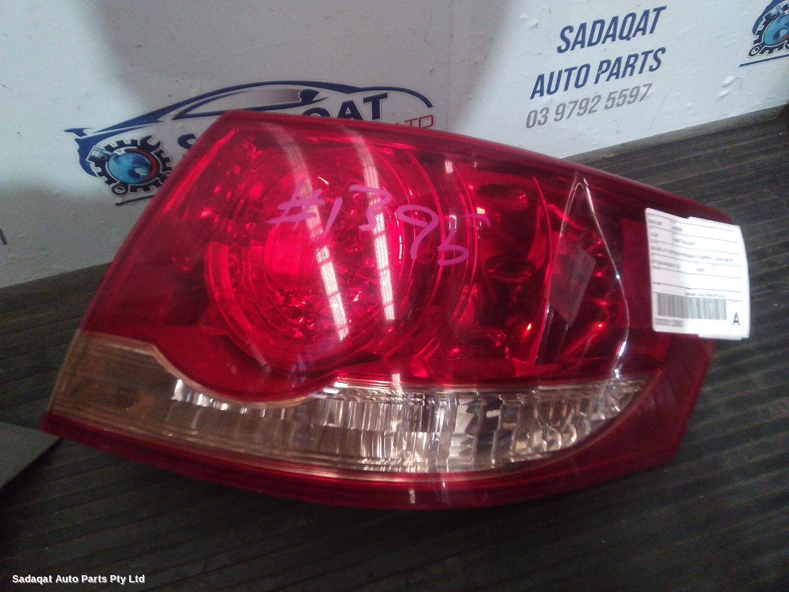 Toyota Aurion Right Taillight