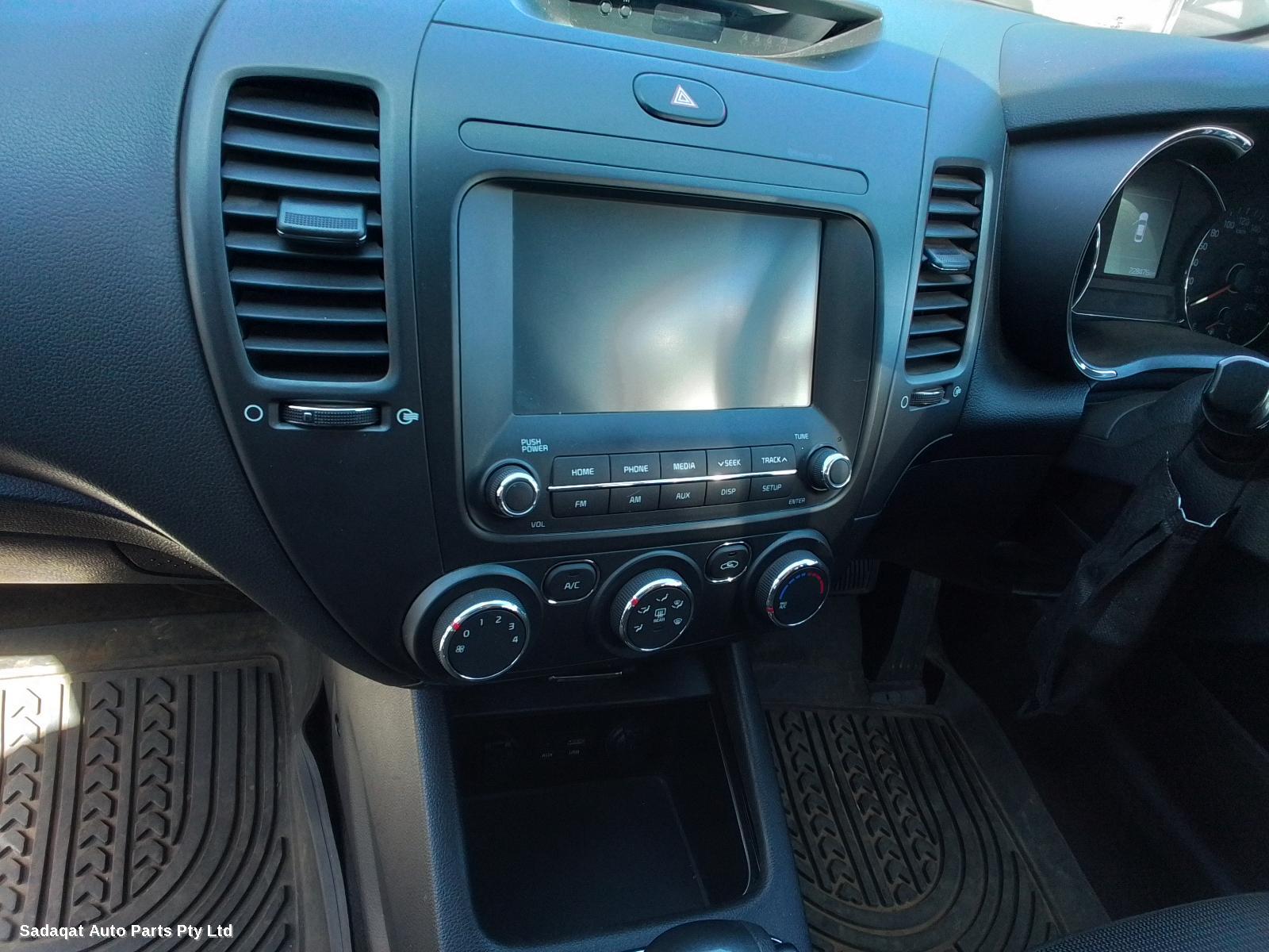 Kia Cerato Rear Garnish