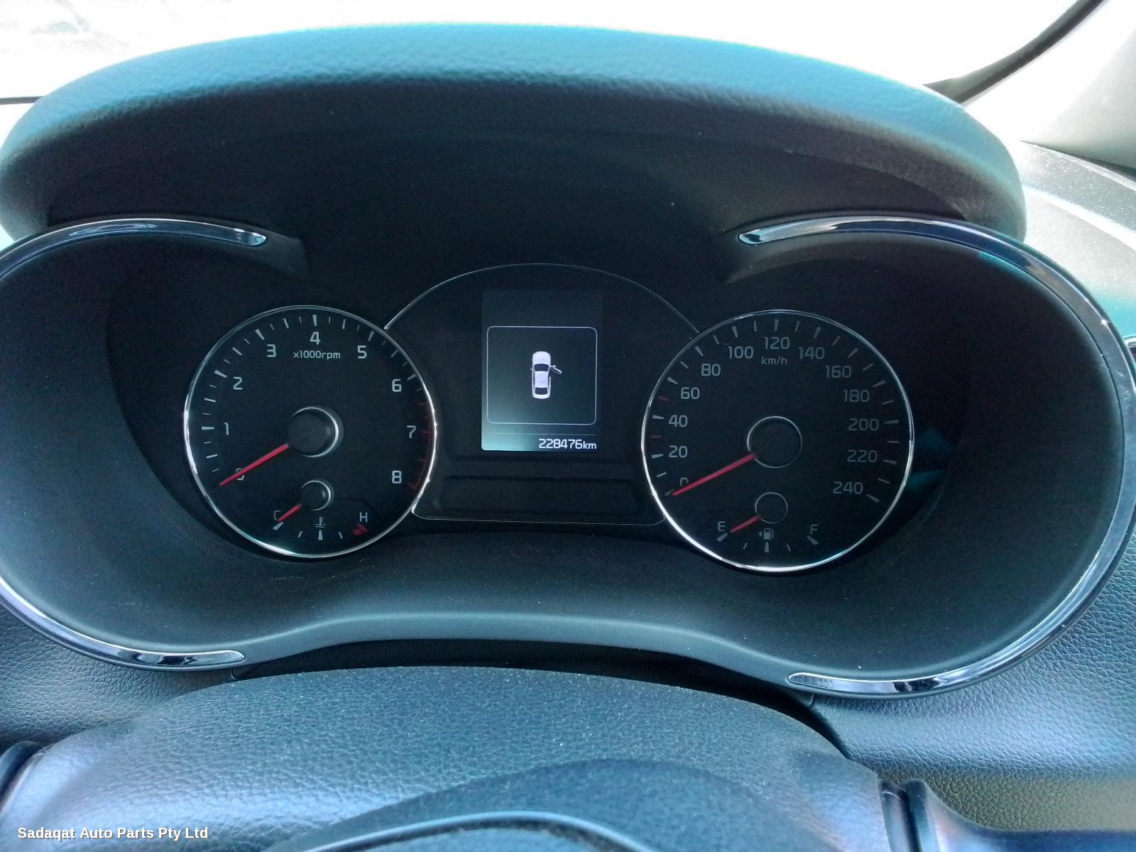 Kia Cerato Rear Garnish