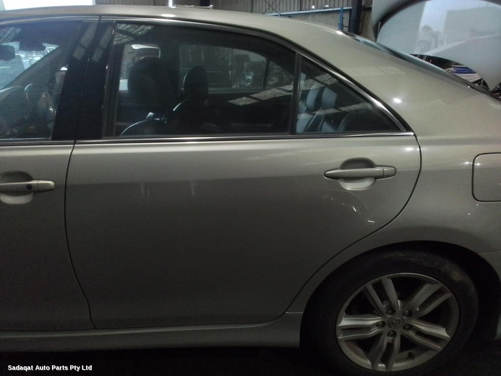 Toyota Aurion Right Headlamp