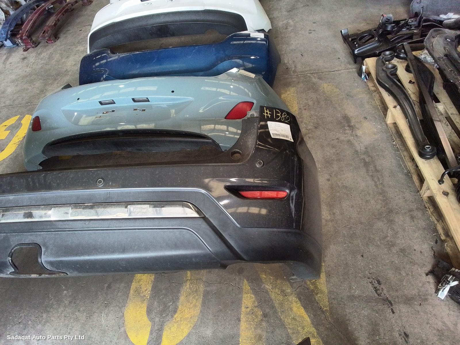 Nissan Pathfinder Rear Bumper