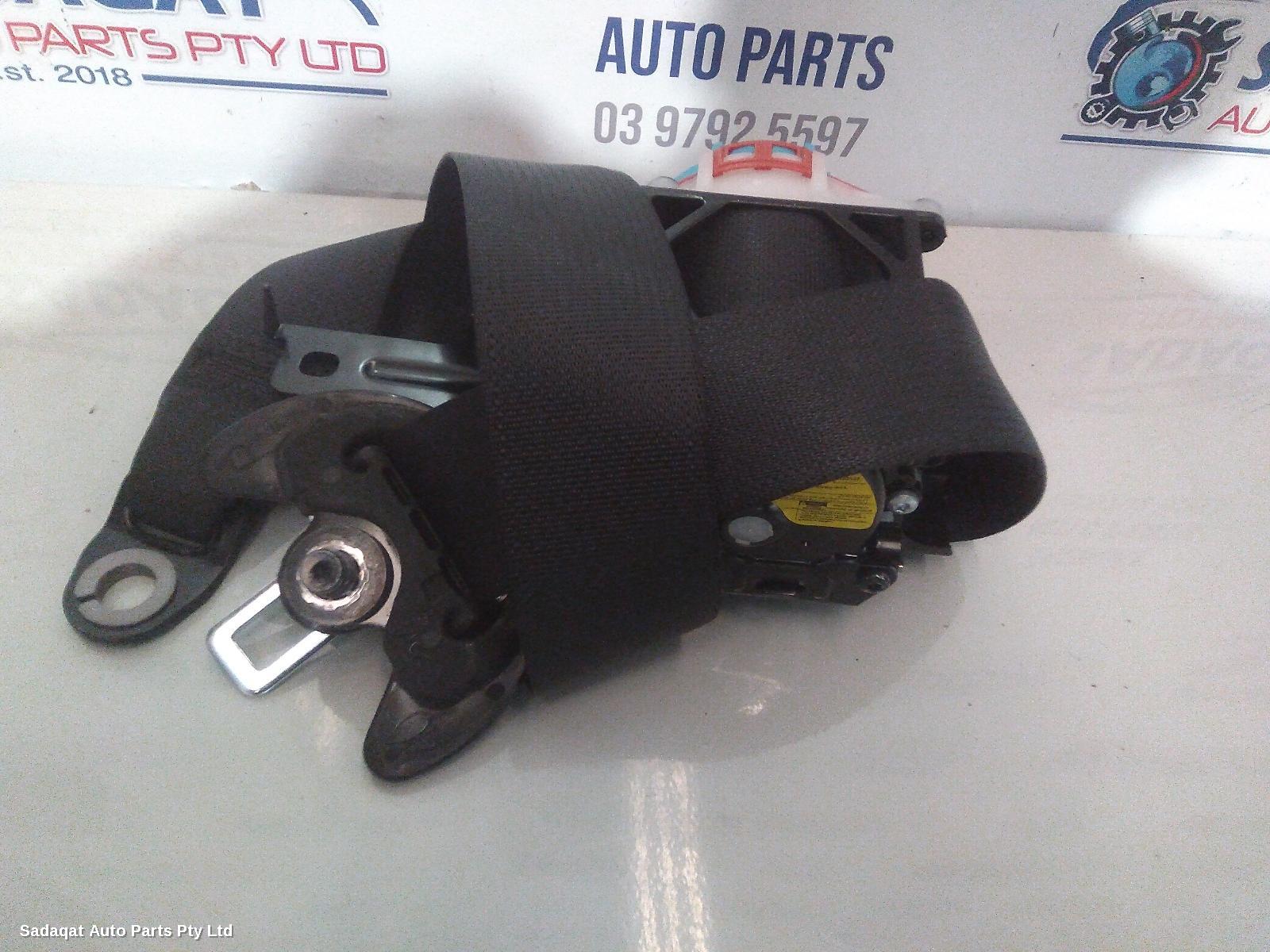 Hyundai Kona Seatbelt/stalk