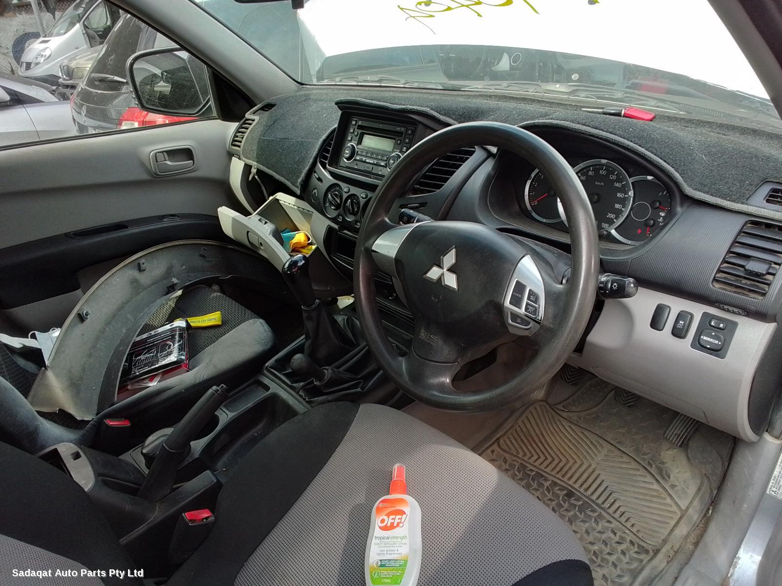 Mitsubishi Triton Right Door Mirror