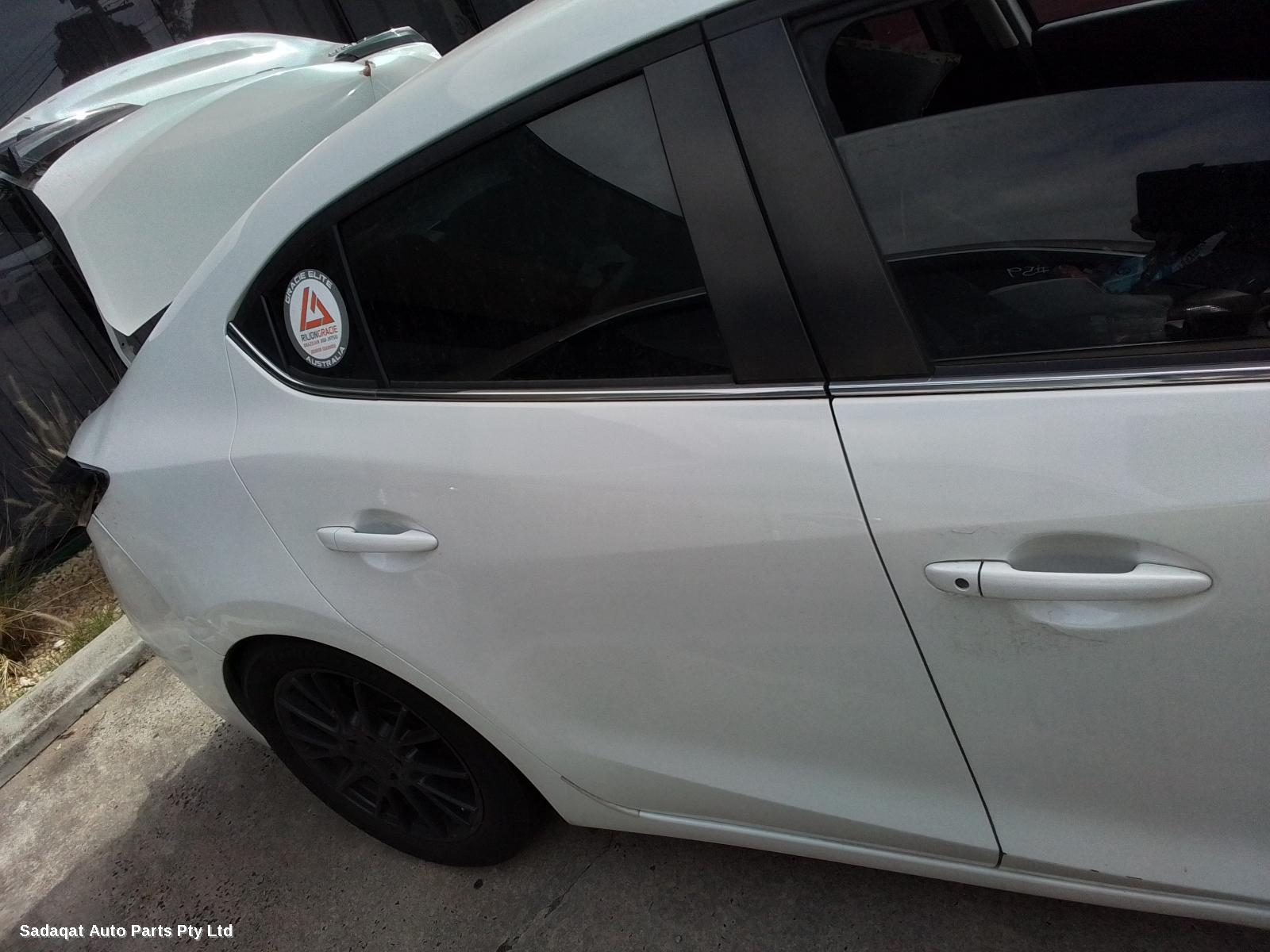 Mazda 3 Left Headlamp