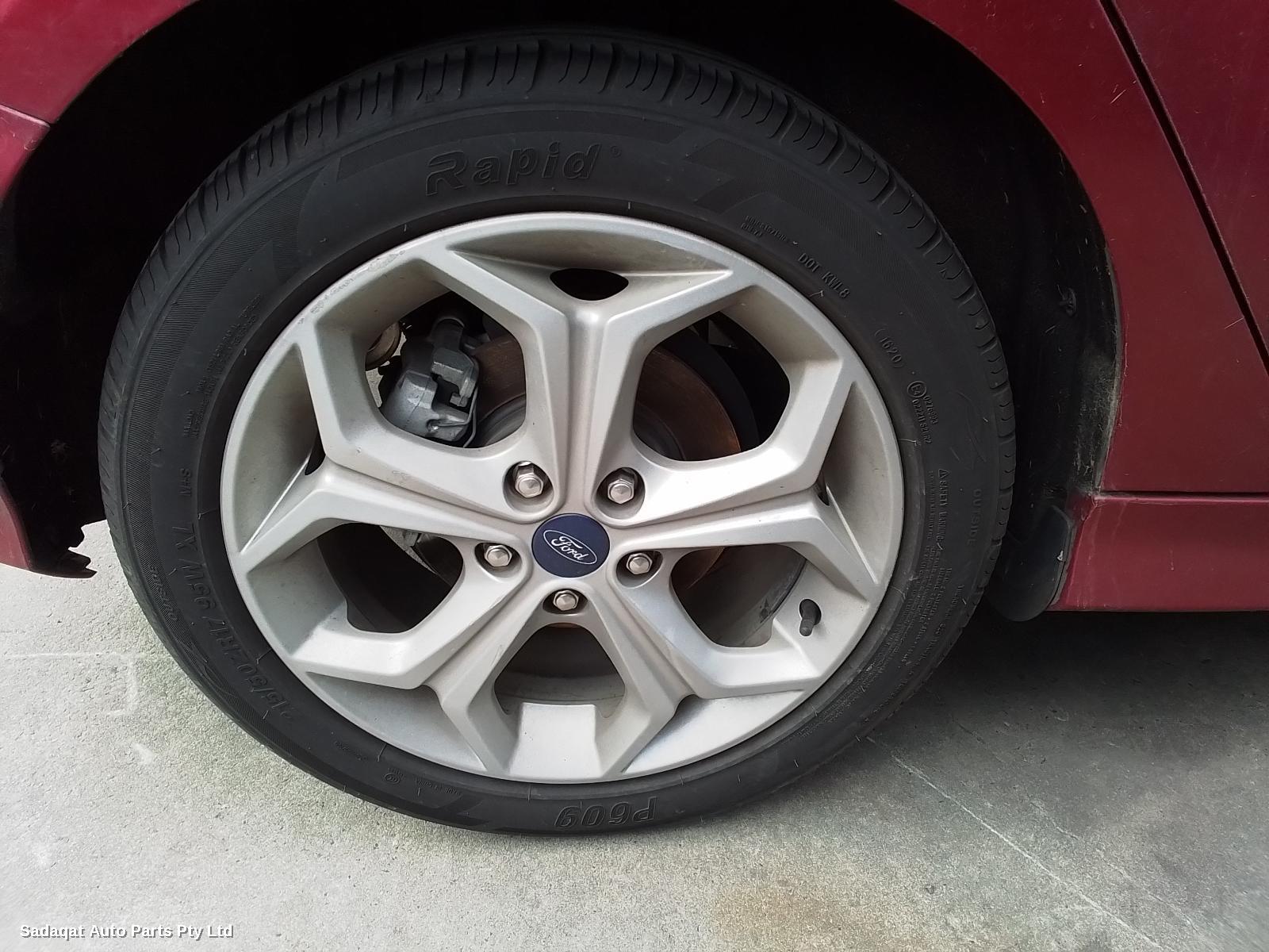 Ford Focus Left Guard