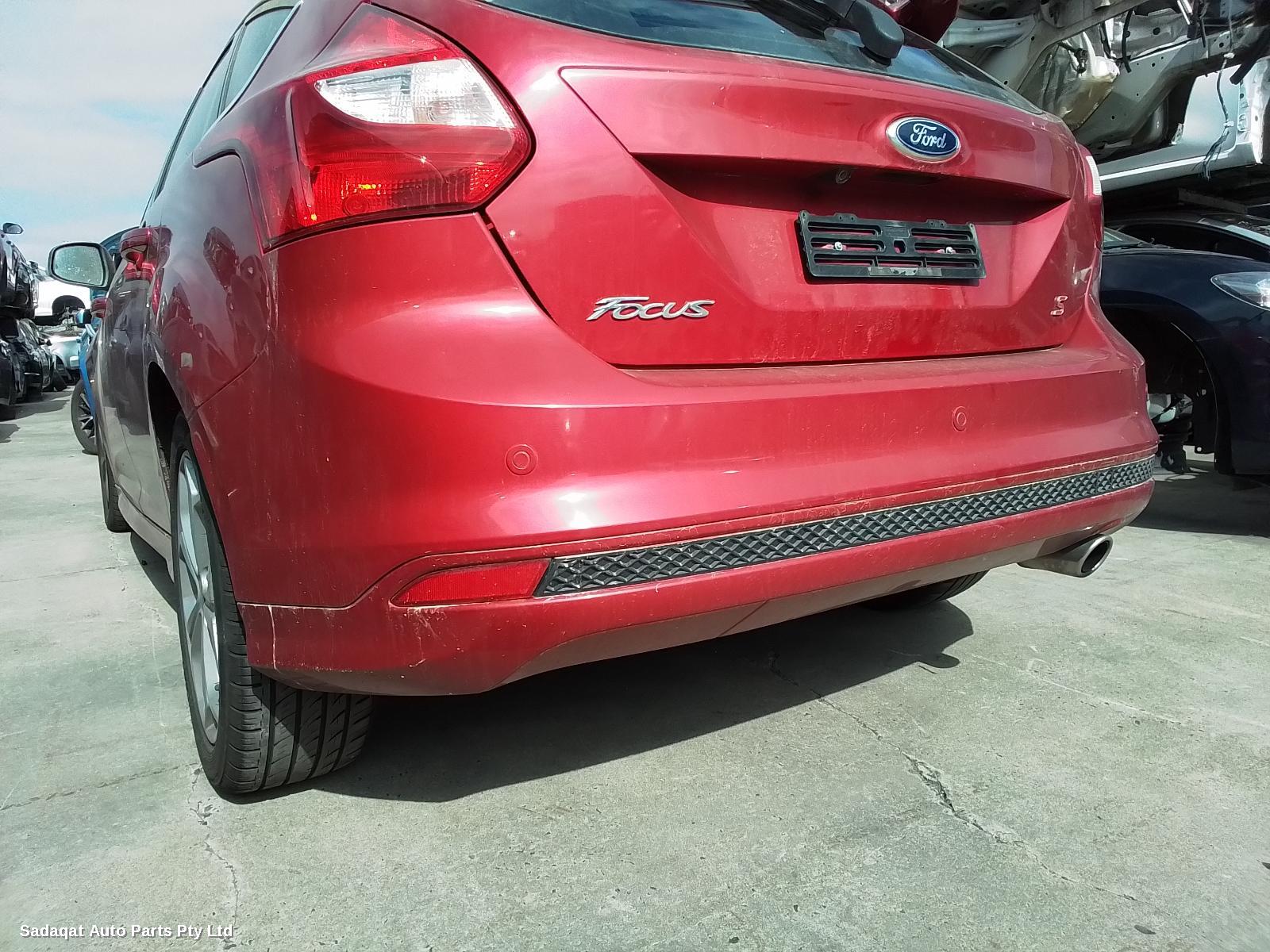 Ford Focus Left Guard