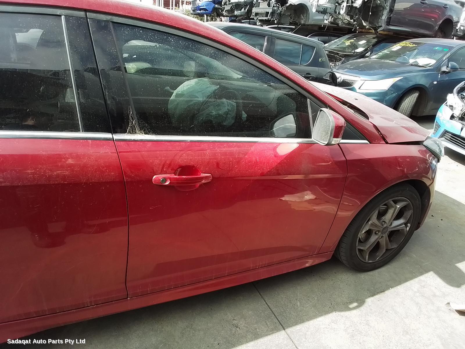 Ford Focus Left Guard