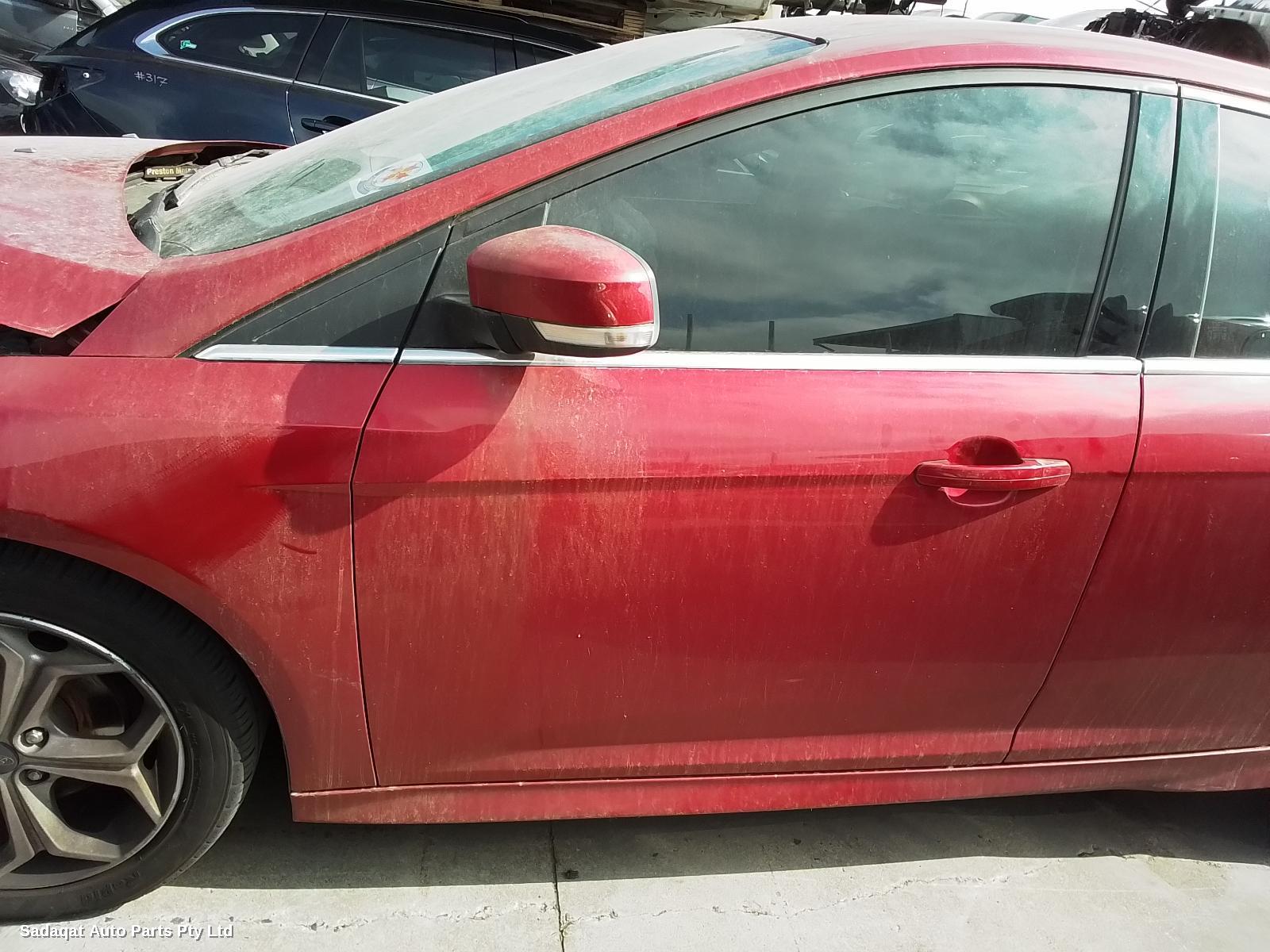 Ford Focus Left Guard