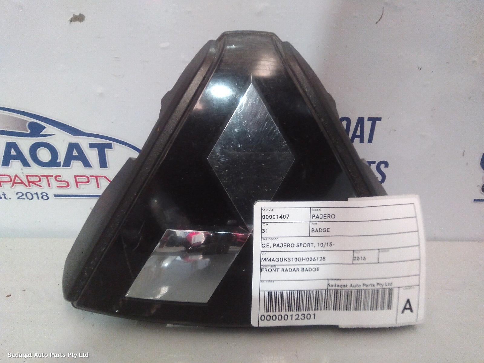 Mitsubishi Pajero Badge