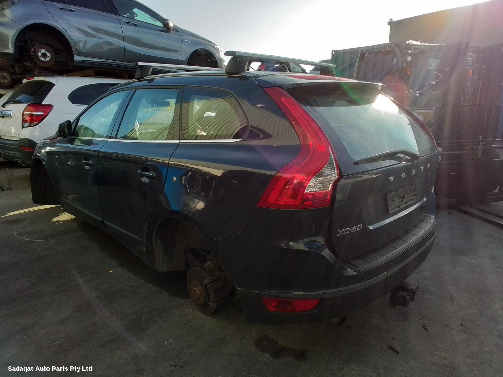 Volvo Xc60 Right Front Door