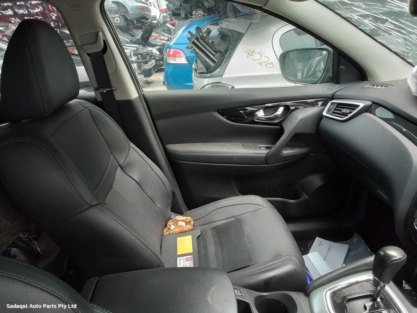 Nissan Qashqai R/bar Bracket/reinfo