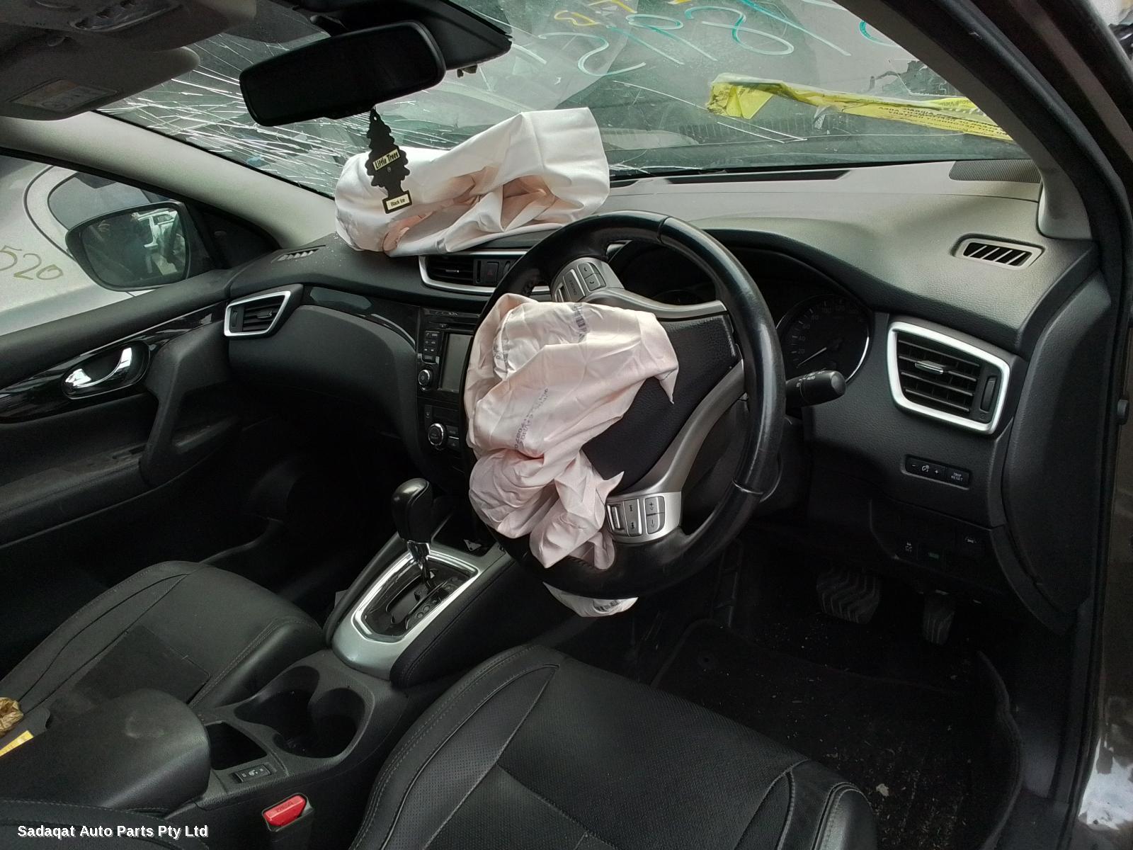 Nissan Qashqai R/bar Bracket/reinfo